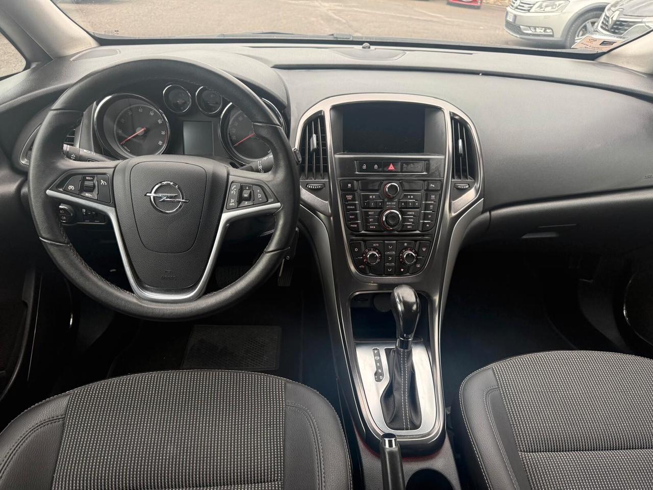 Opel Astra 1.4 Turbo 140CV Sports Tourer Cosmo