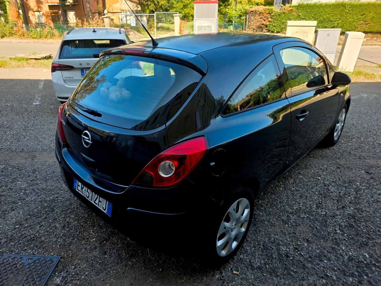 Opel Corsa 1.2 85CV 5 porte GPL-TECH Edition TOTALMENTE FINANZIABILE