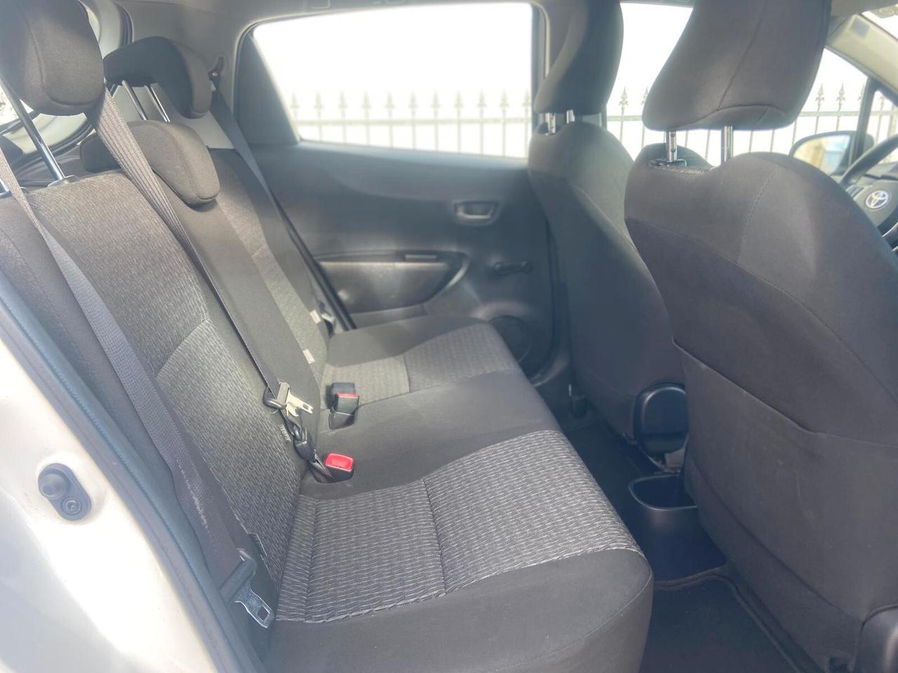 Toyota Yaris 1.4 D-4D 5 porte Lounge