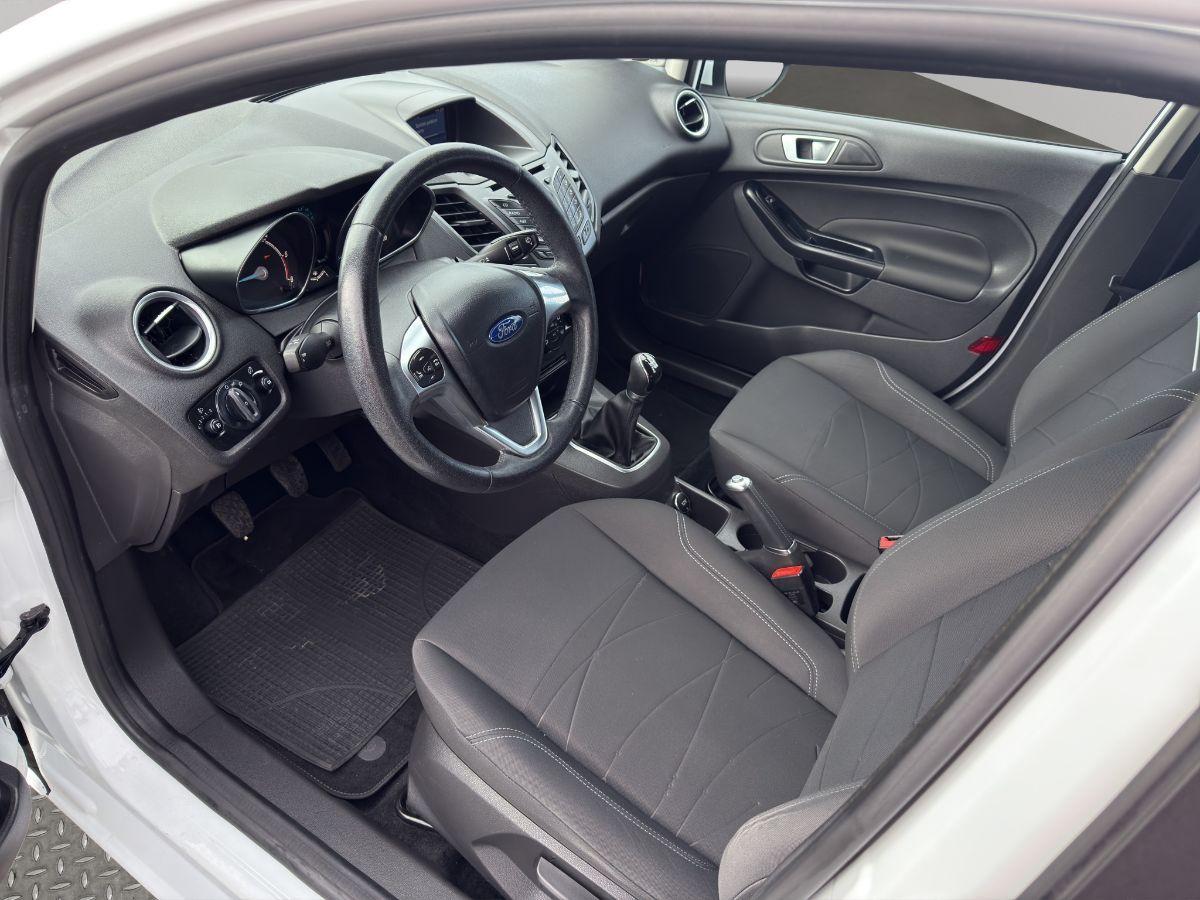 FORD - Fiesta - 1.5 TDCi 75 CV 5p. Black & White Edition