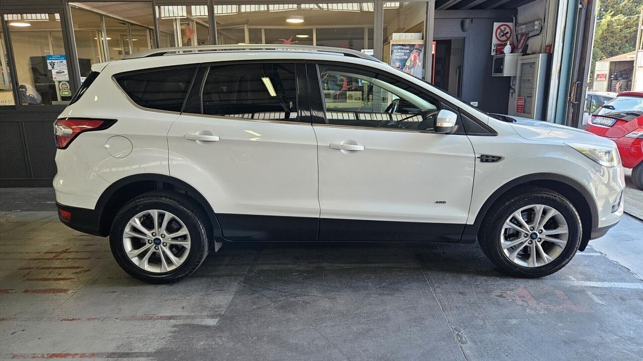 Ford Kuga 2.0 TDCI 150 CV 4WD Titanium - 2017