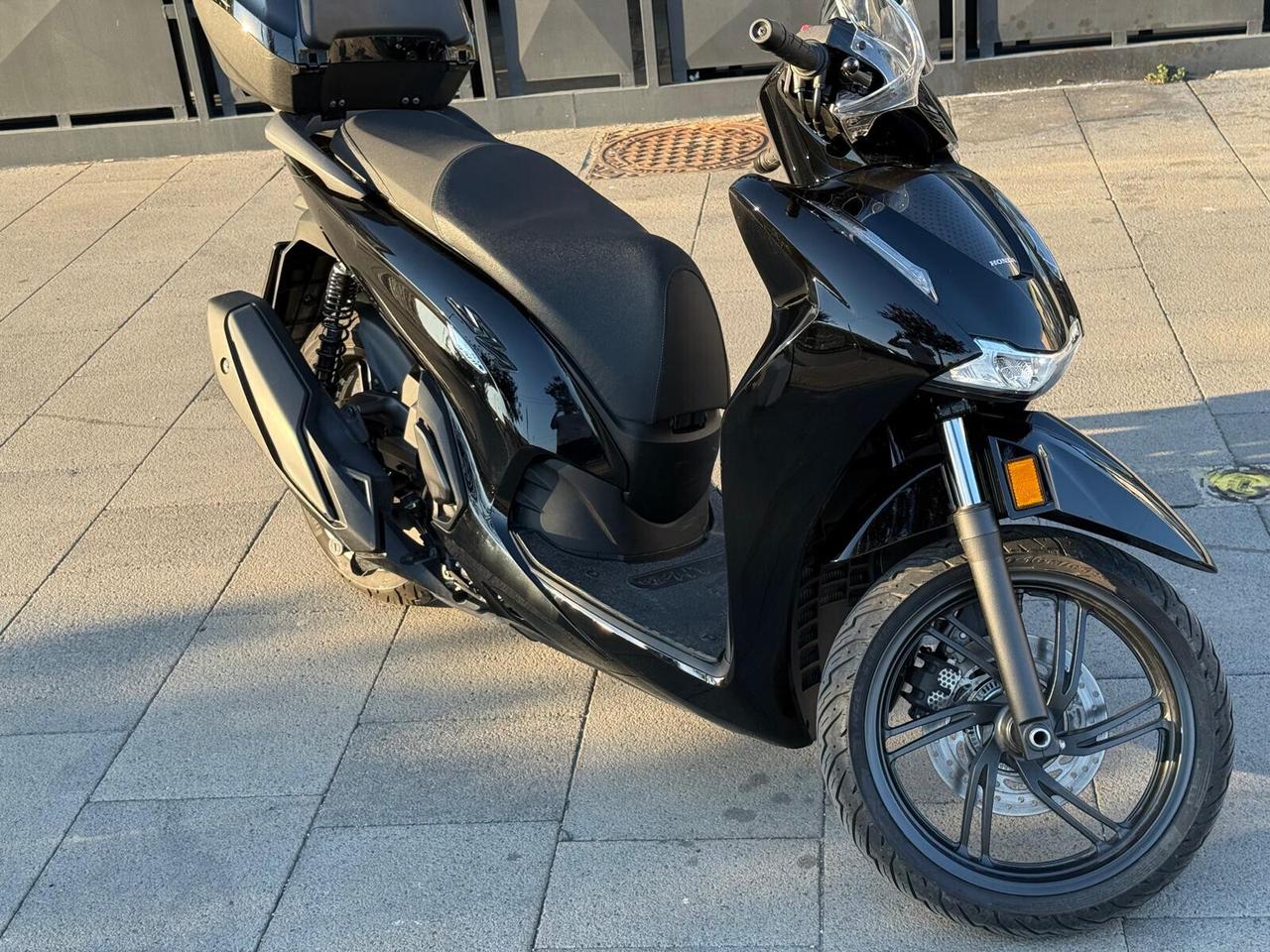Honda SH 350 2025