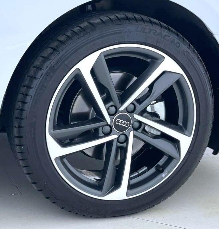 Audi A1 TFSI S Tronic Identity Contrast