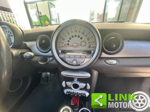 MINI Cooper D 1.6 16V Cooper D Salt