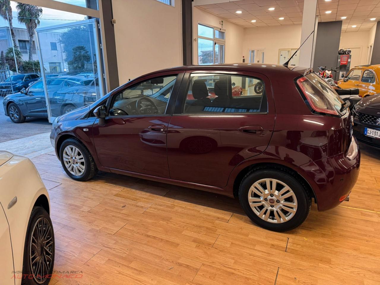 Fiat Punto 1.3 MJT 85CV Lounge 2014