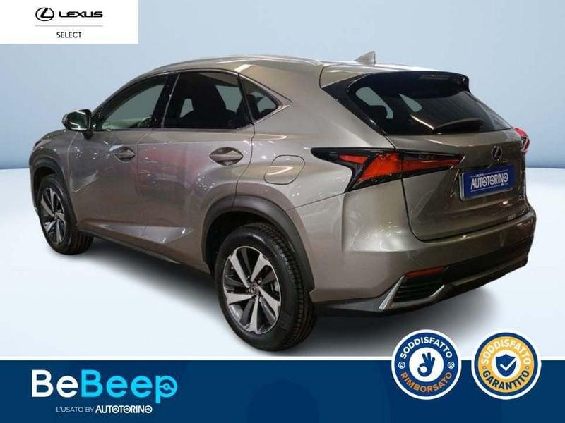 Lexus NX 300H 2.5 LUXURY 4WD CVT