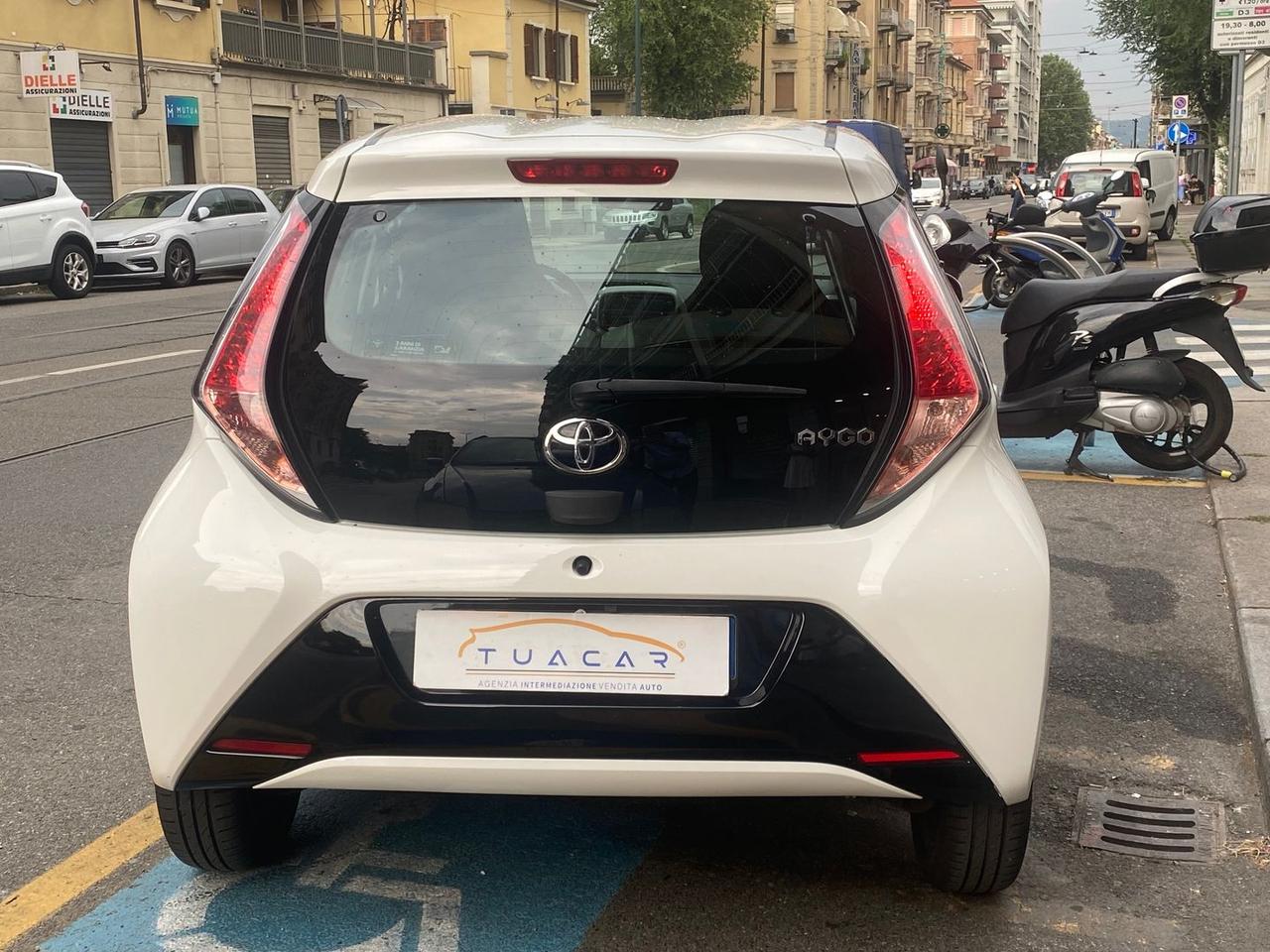 Toyota Aygo X-Play #11983