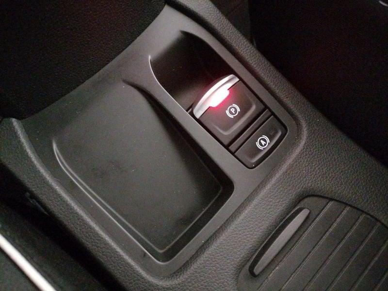 Renault Clio 1.6 E-Tech full hybrid Techno 145cv auto