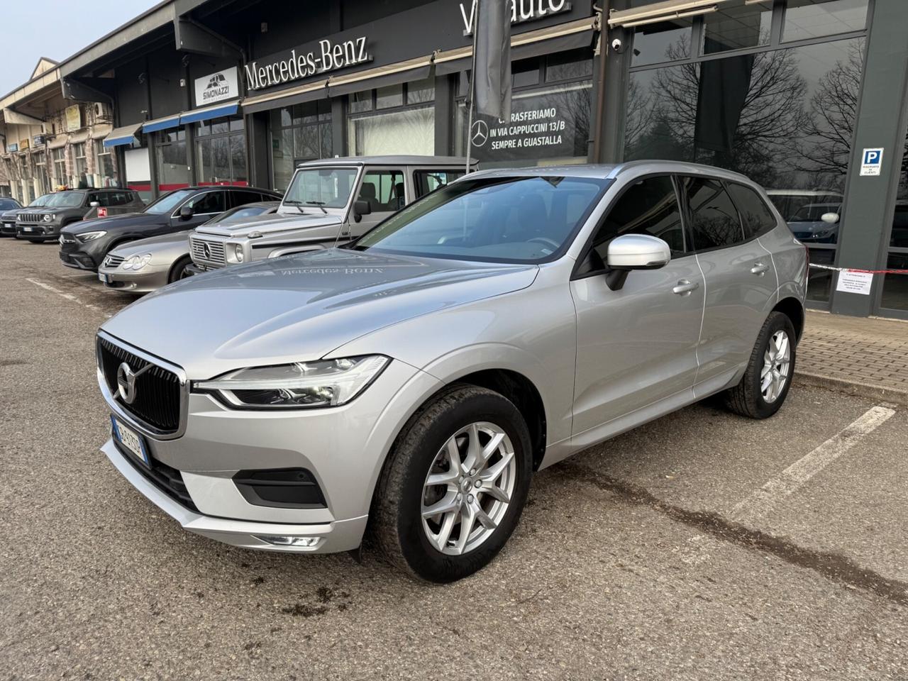 Volvo XC 60 XC60 B4 (d) AWD Geartronic Momentum