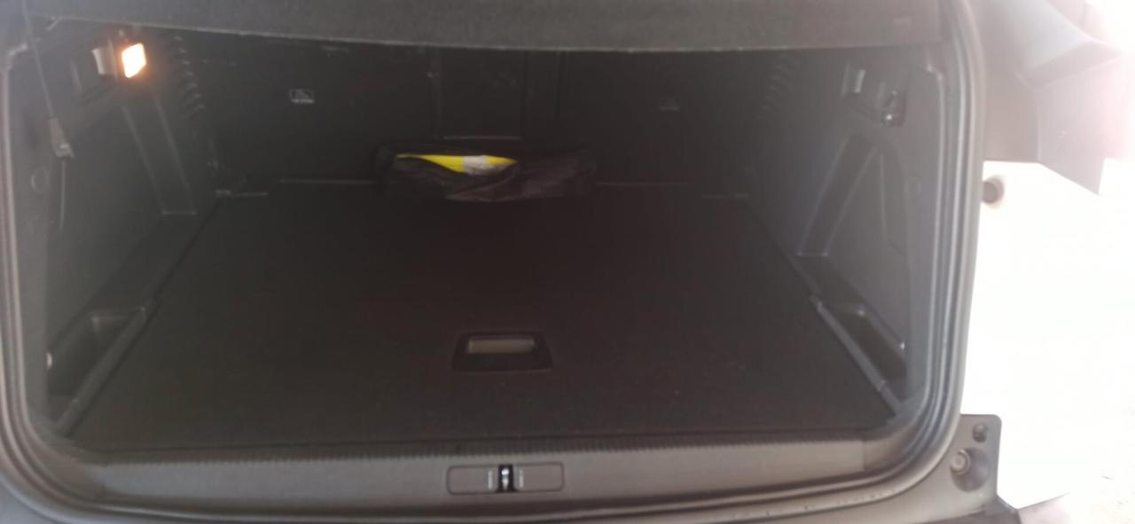 Peugeot 3008 BlueHDi 130 S&S EAT8 Allure Pack