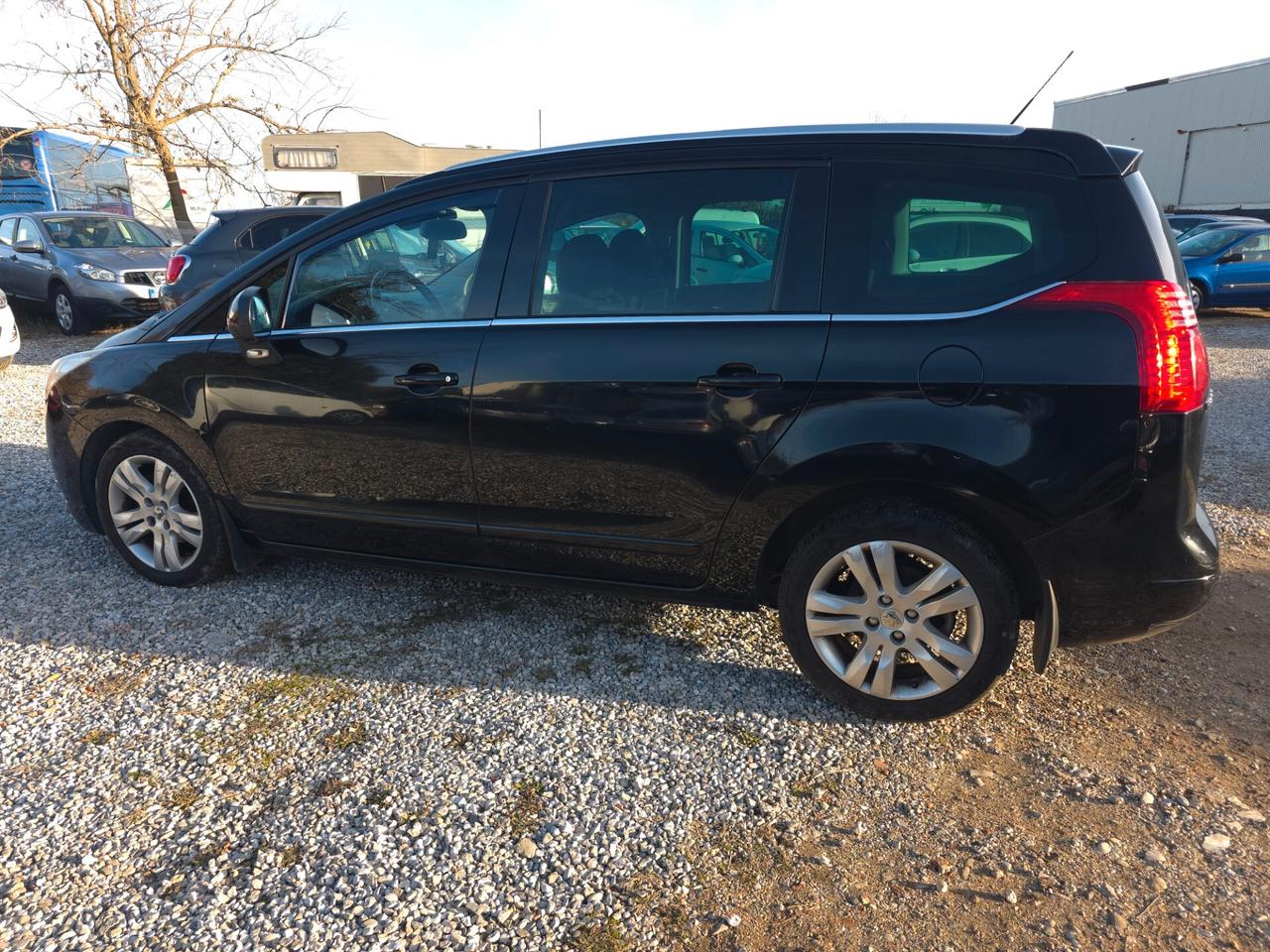 Peugeot 5008 1.6 HDi 112CV Active