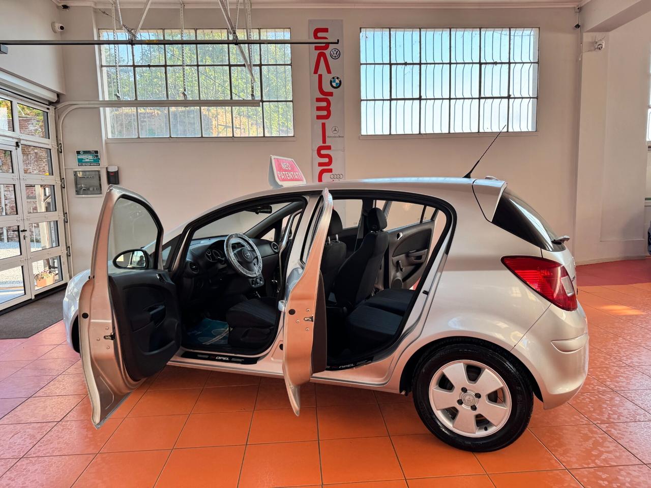Opel Corsa 1.2 5 porte Enjoy