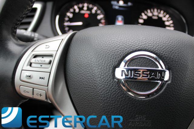 NISSAN Qashqai 1.2 DIG-T aut N-Connecta