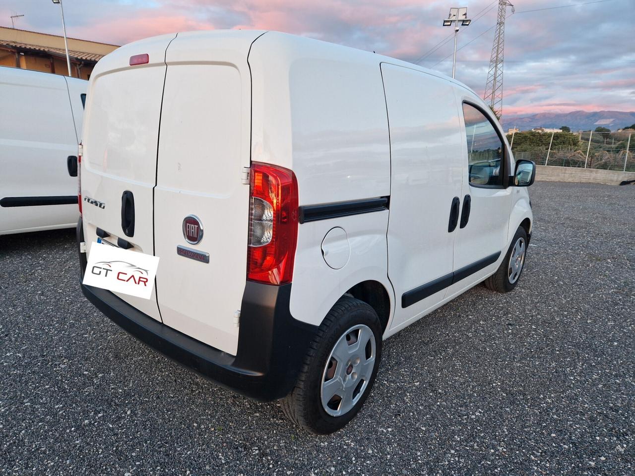 Fiat Fiorino 1.3 MJT 95CV Cargo SX