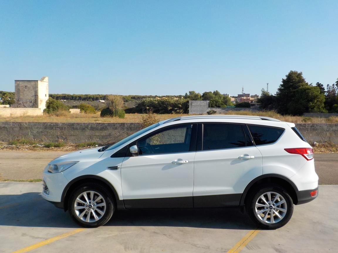 Ford Kuga 2.0 TDCI 150 CV S&S 4WD Powershift Titanium
