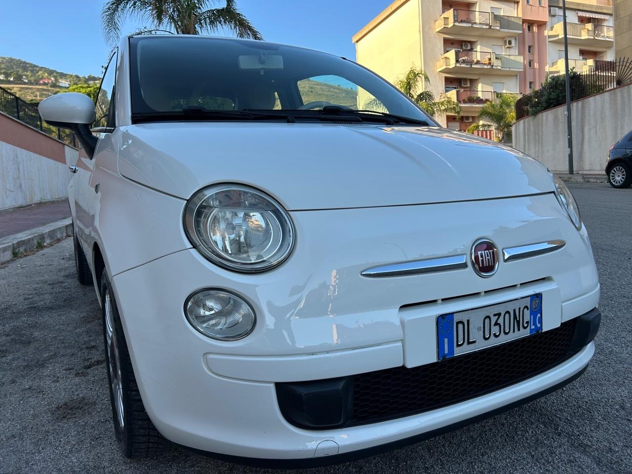 Fiat 500 1.2 Lounge ideale per neopatentati