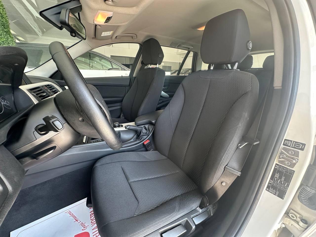 BMW 316d - Book Service Completo