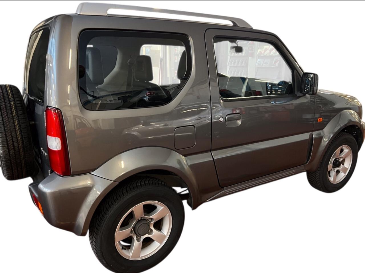 Suzuki Jimny 1.3i 16V cat 4WD JLX Più Perfetta Si Neopatentati