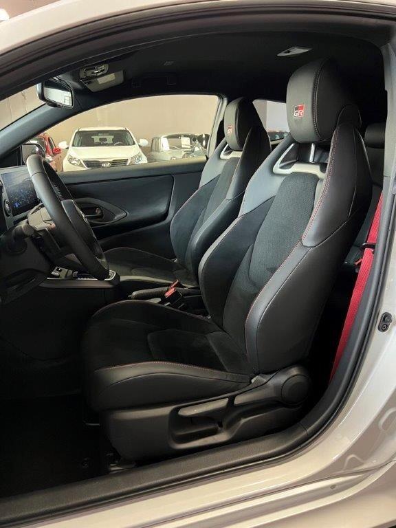 Toyota Yaris 1.6 Turbo GR Circuit DAT-8