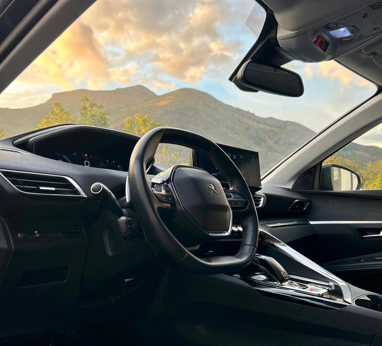 Peugeot 3008 BlueHDi 130 S&S EAT8 Allure