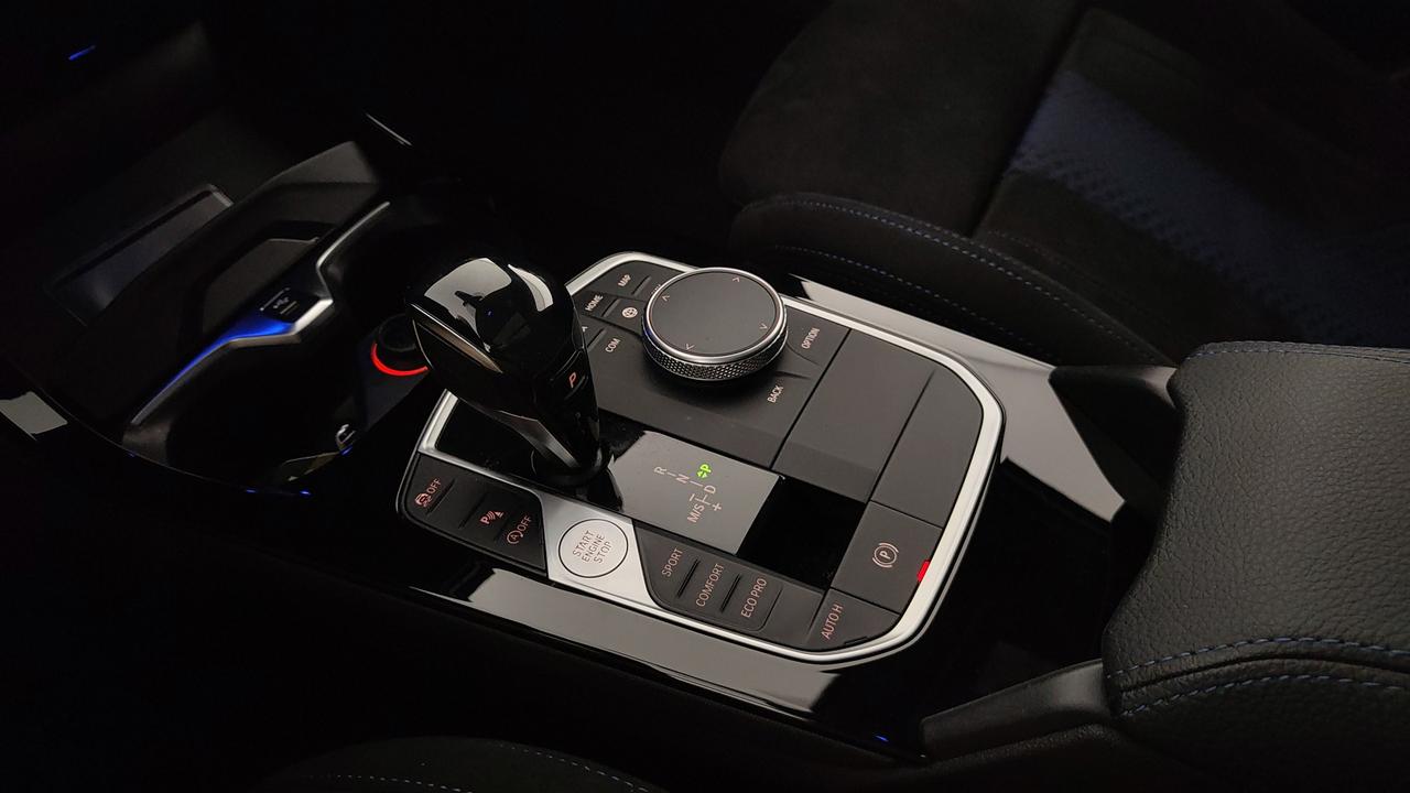 BMW Serie 1 F40 - M 135i xdrive auto