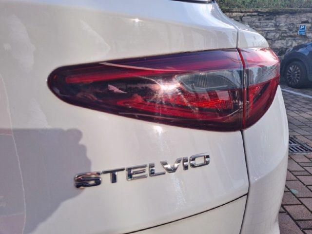 ALFA ROMEO Stelvio 2000 BZ 280CV EXECUTIVE