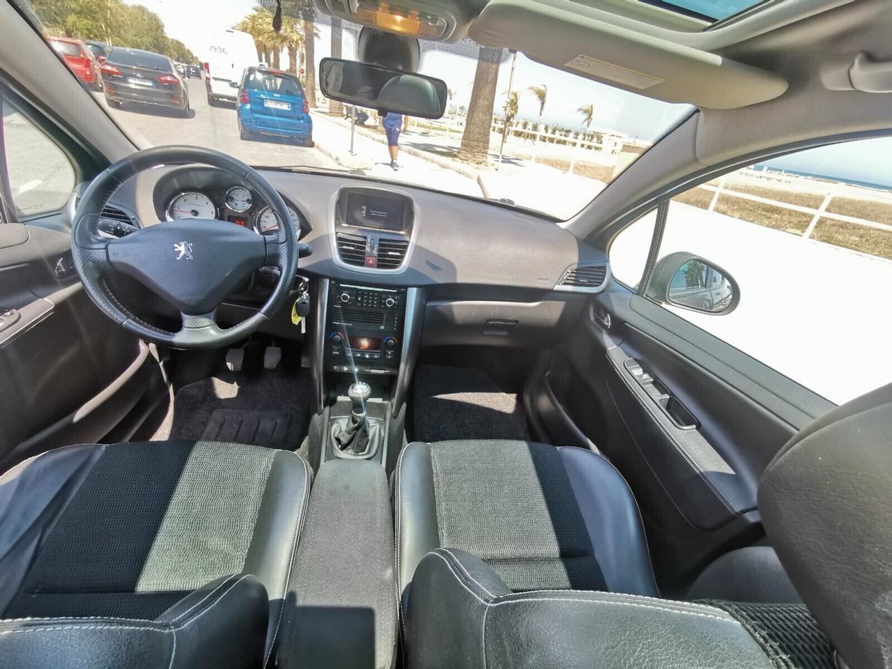 Peugeot 207 1.6 HDi 90CV SW SENSORI/TETTO PAN.