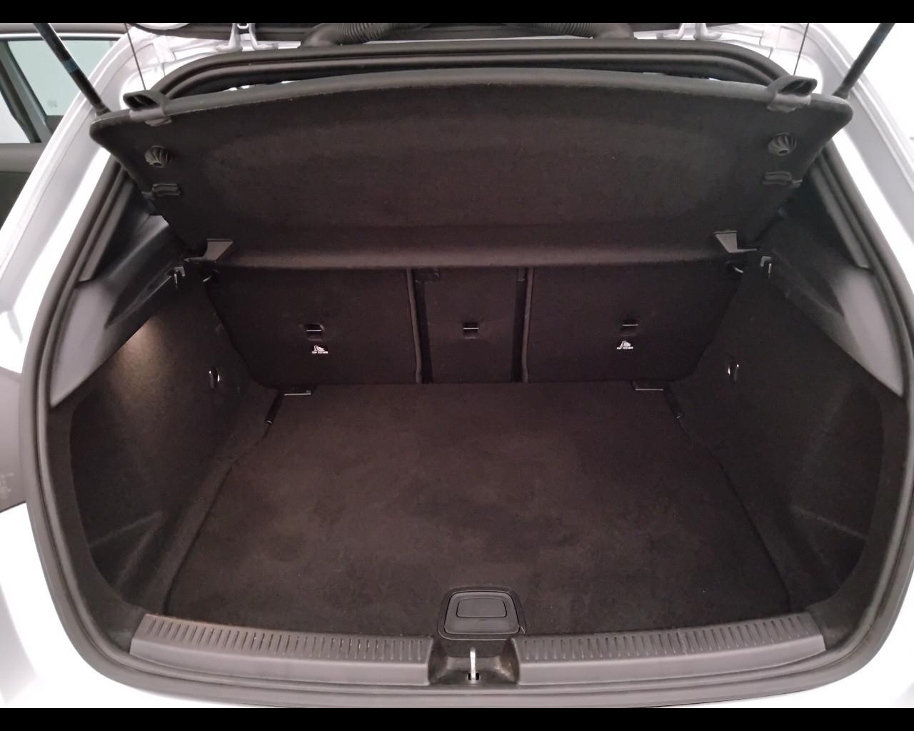 Mercedes-Benz Classe A - W177 2023 - A 180 d AMG Line Advanced Plus auto