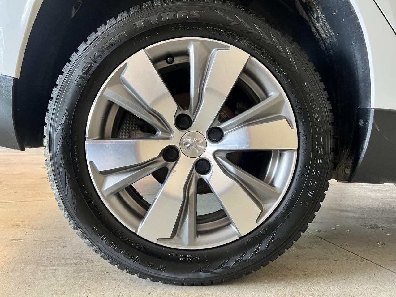 Peugeot 2008 1.2 PureTech 82 Allure