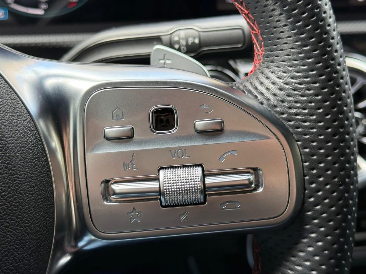 Mercedes Classe A 180d Premium AMG Night Edition 116CV