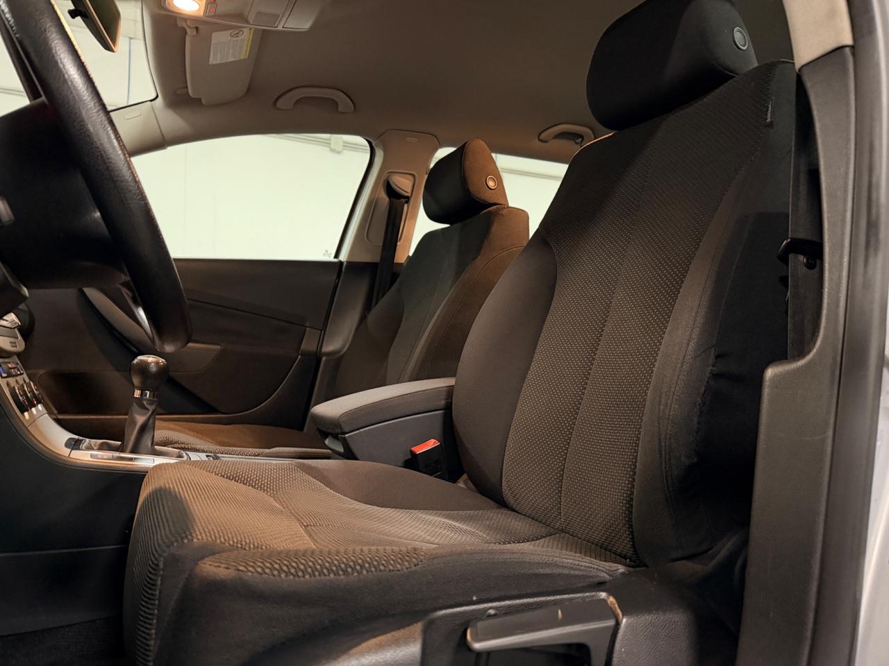 Volkswagen Passat 1.9 TDI/105CV Var. Comfortline