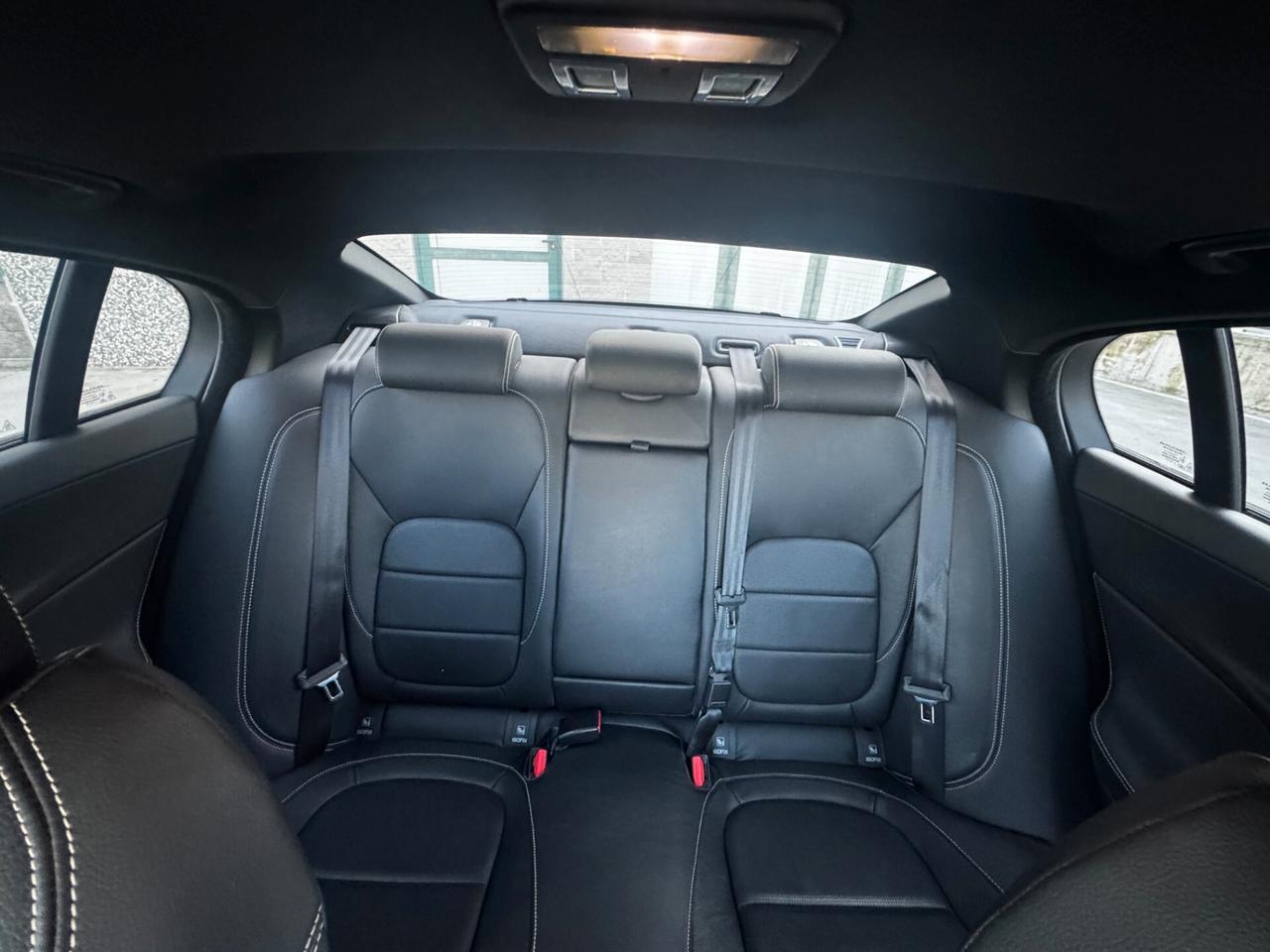 Jaguar XE 2.0 D 180 CV aut. Landmark Edition