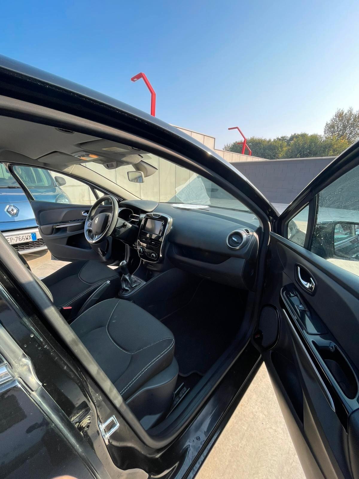 Renault Clio 0.9 TCe 12V 90CV 5 porte Costume National