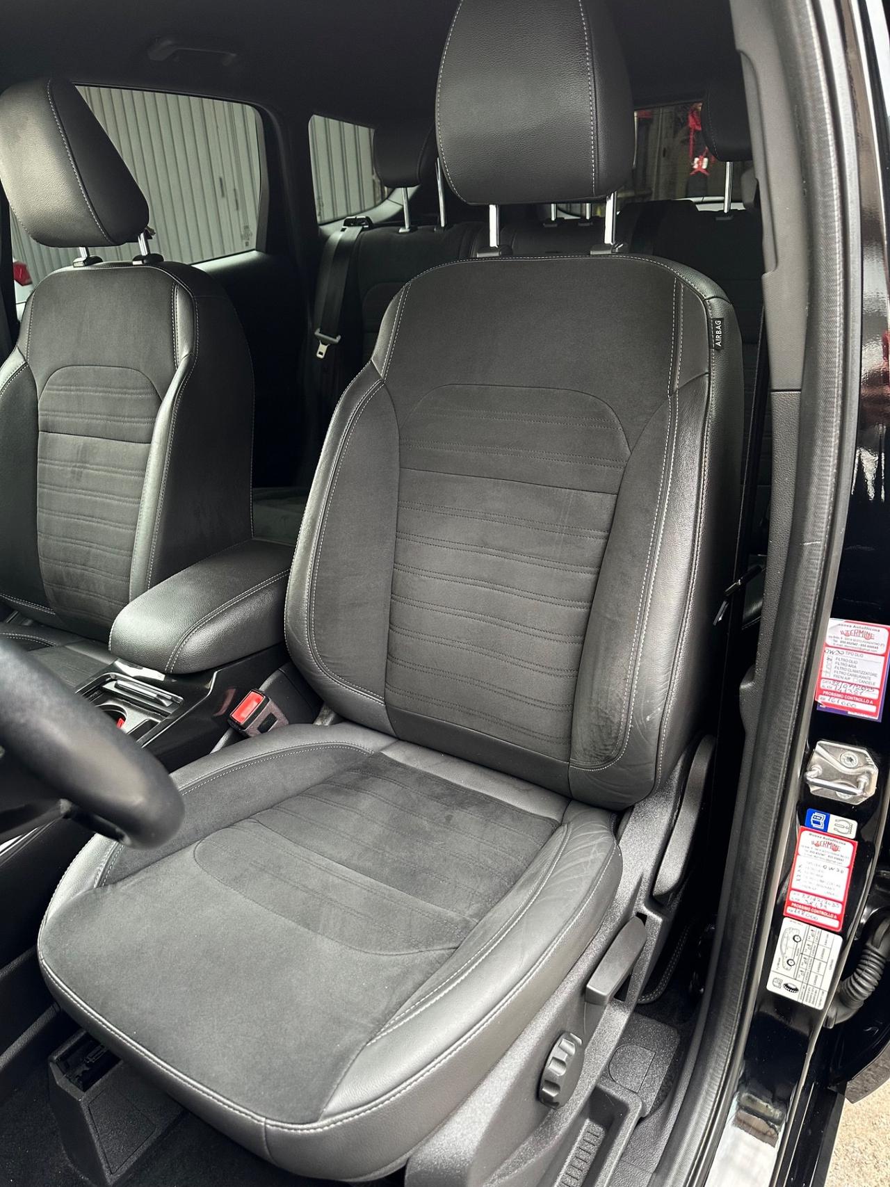 Ford Kuga 1.5 TDCi 120cv S&S 2WD ST-Line