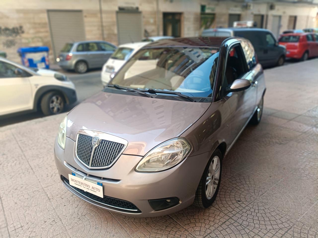 LANCIA YPSILON 1.4 GPL PLATINO-NEOPATENTATI-Euro4190