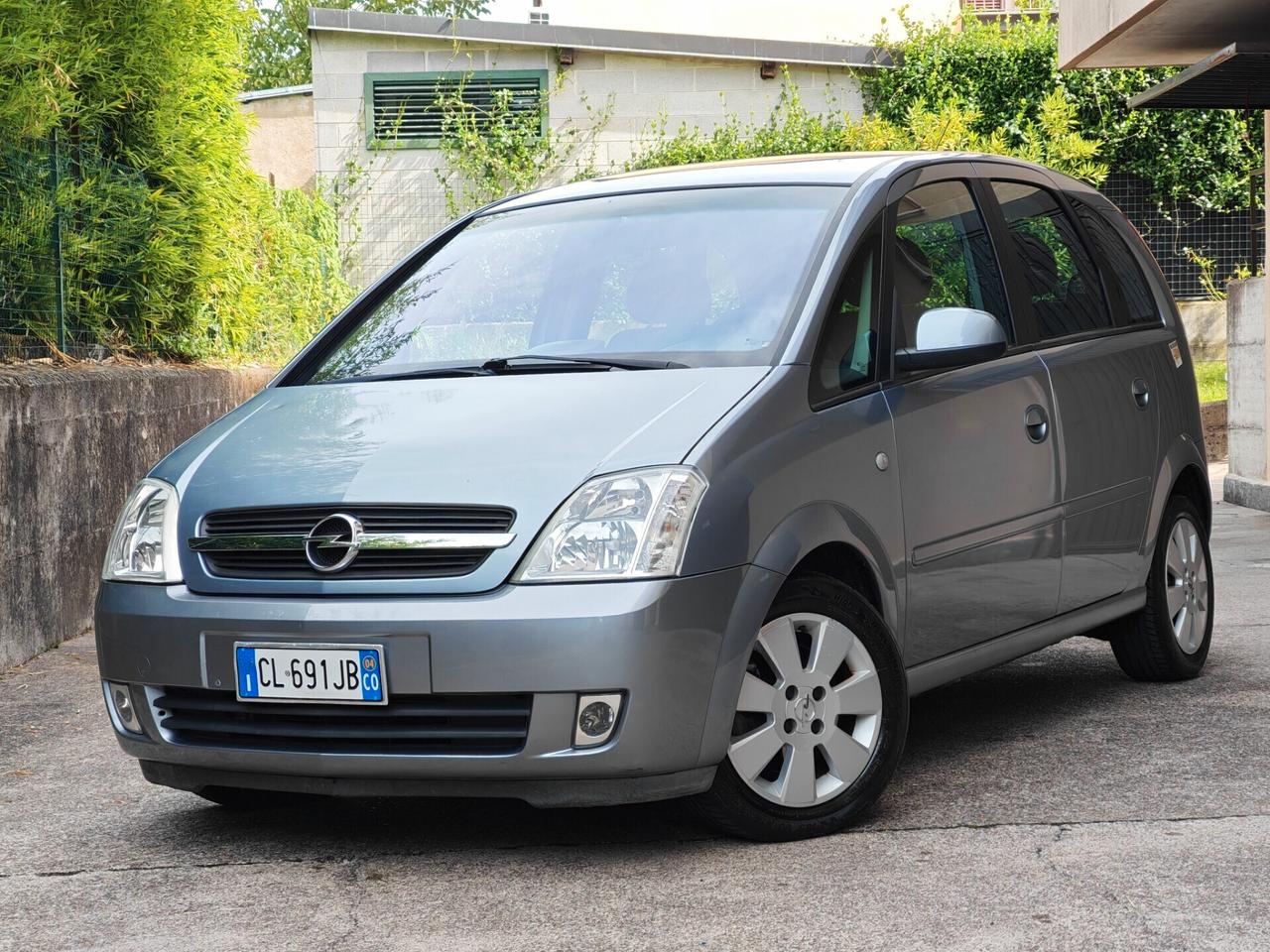 Opel Meriva 1.6 BENZINA 100cv COSMO / Neop.