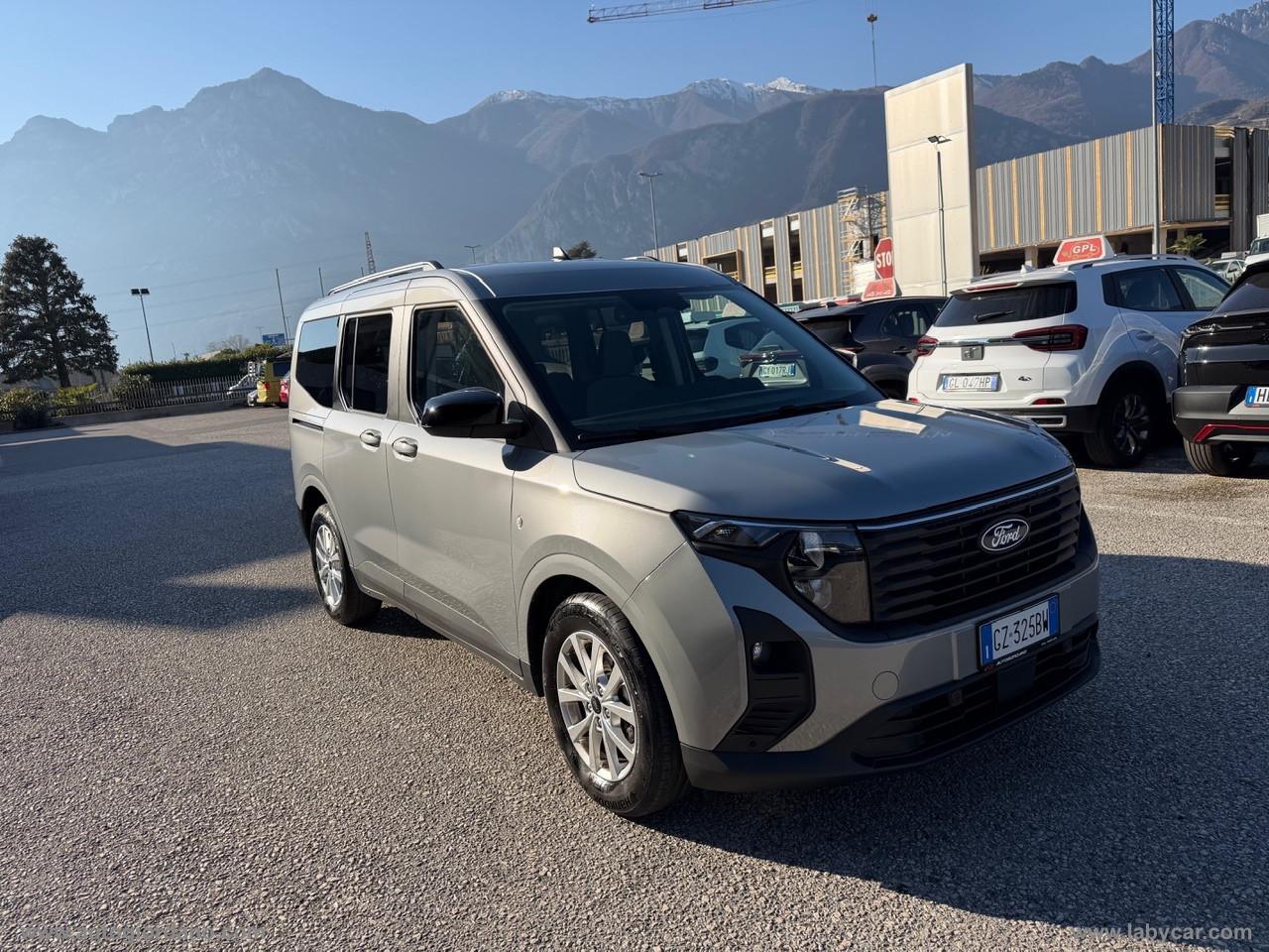 FORD Tourneo Courier 1.0 EcoBoost Titanium WINTER PACK