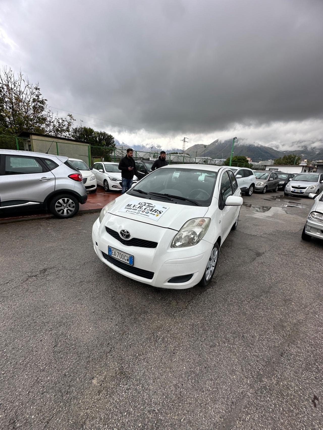 Toyota Yaris 1.0 5 porte Sol