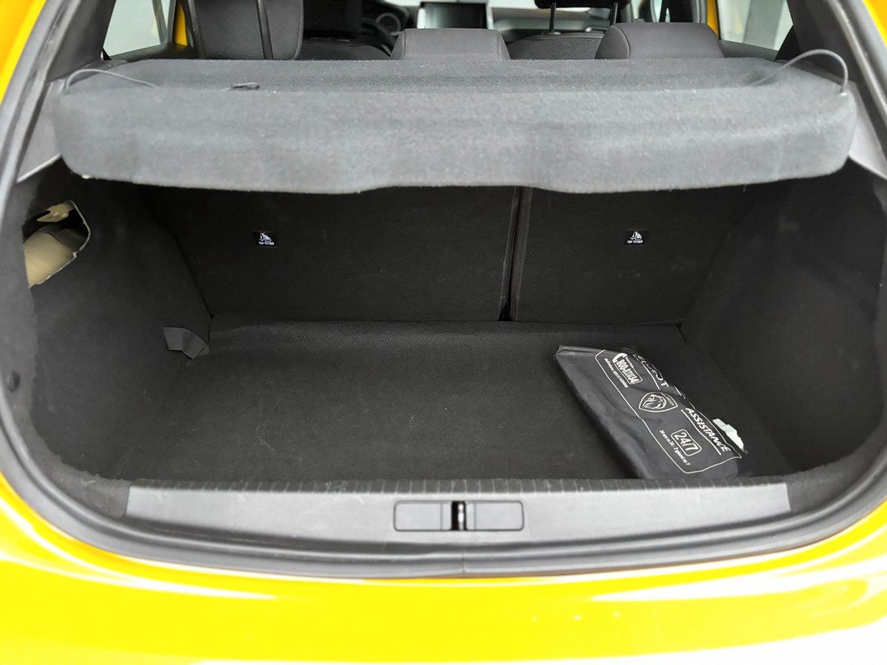 Peugeot 208 5 Porte 208 1.2 puretech Active Pack s&s 75cv