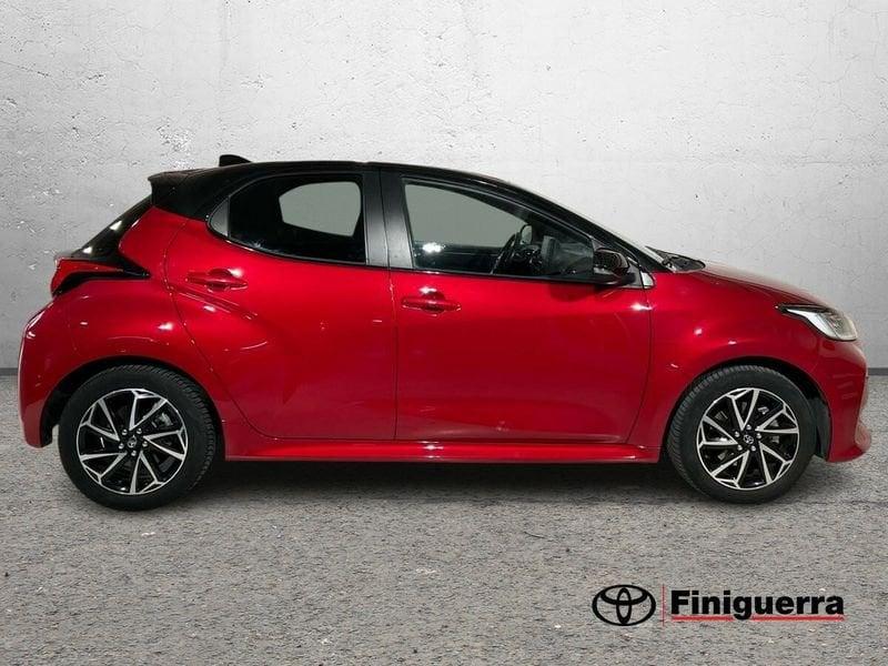 Toyota Yaris Hybrid Style MY22