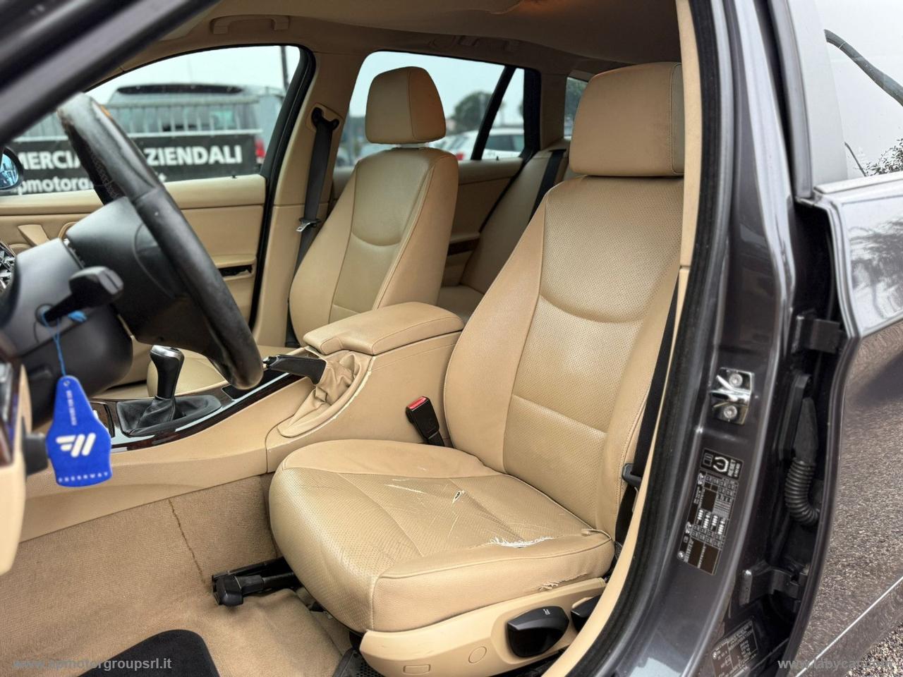 BMW 320d CAT Touring Futura