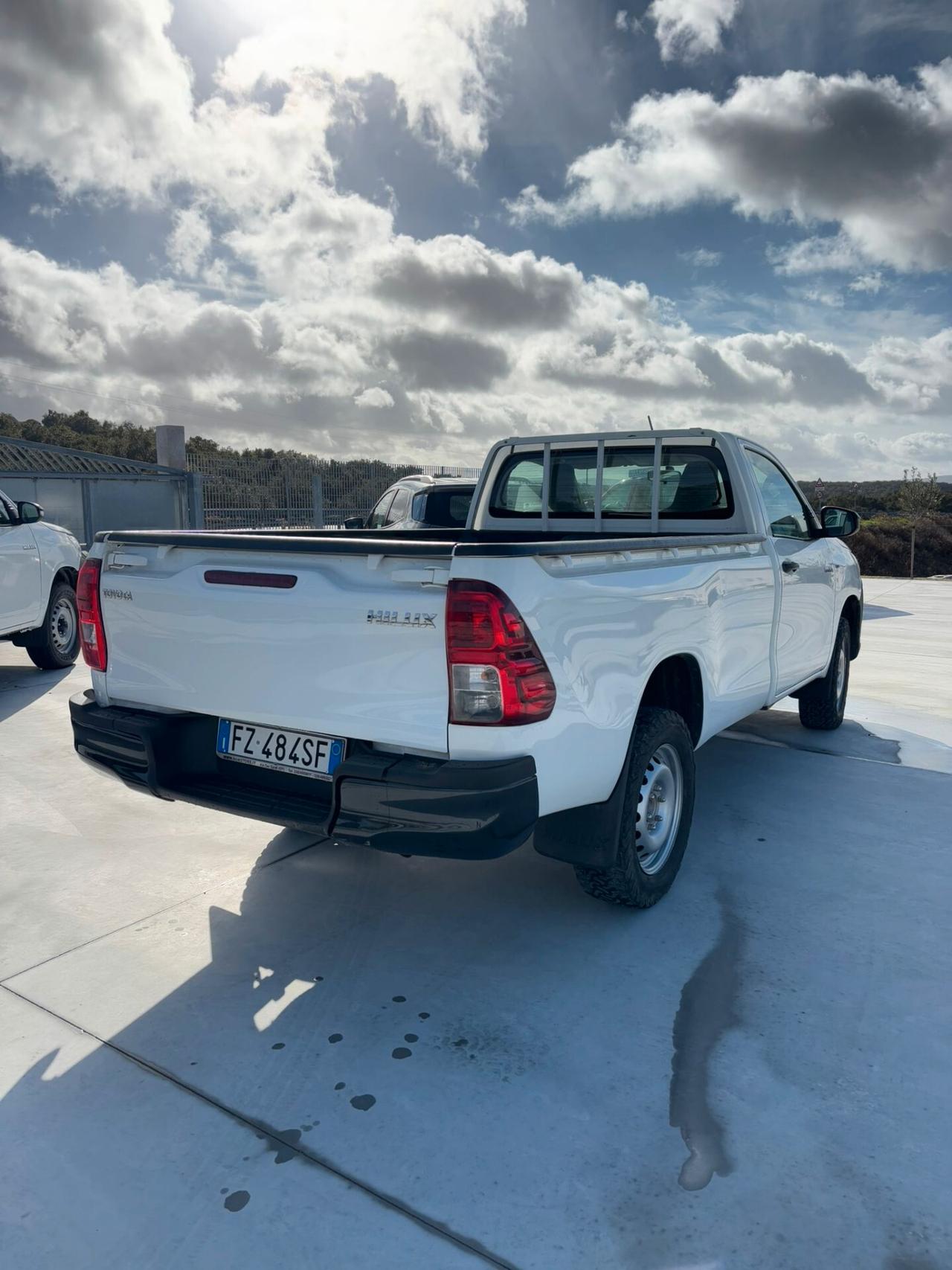 Toyota Hilux 2.4 D-4D 4WD 2 porte Single Cab Comfort