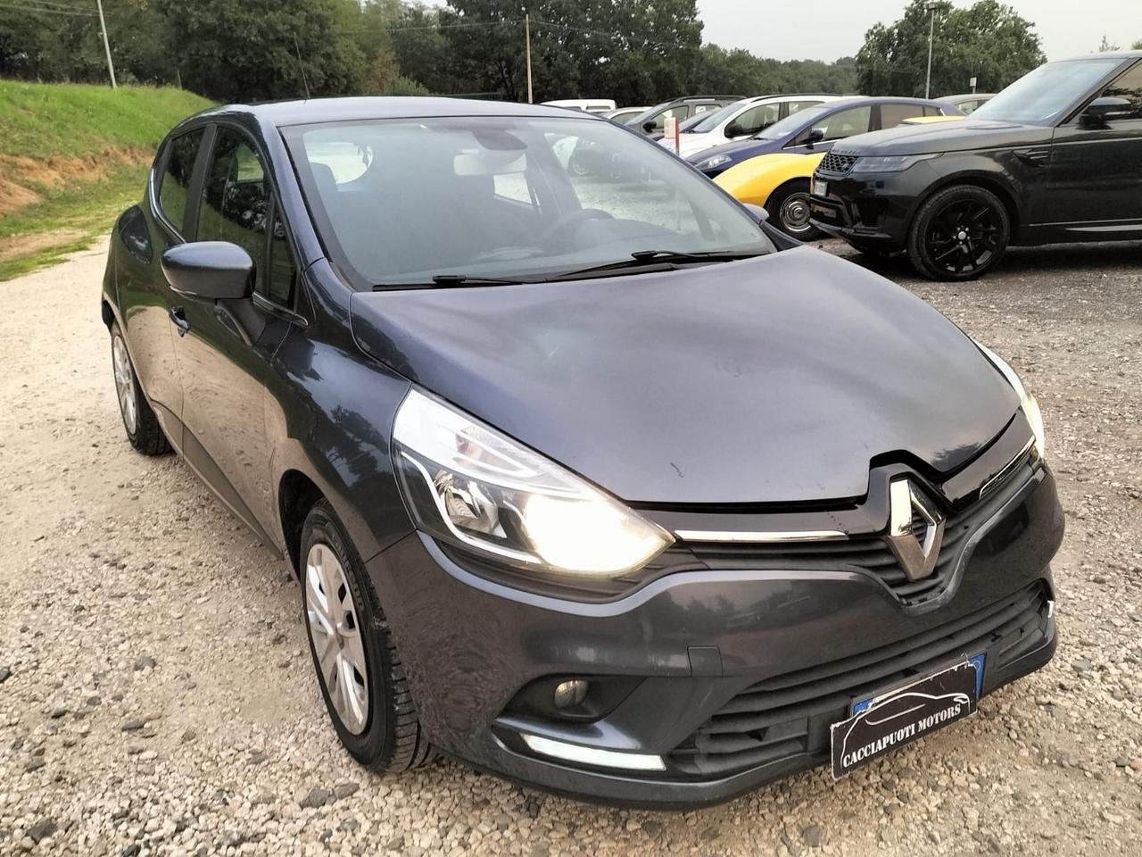 Renault Clio 1.2 75CV 5 porte Zen