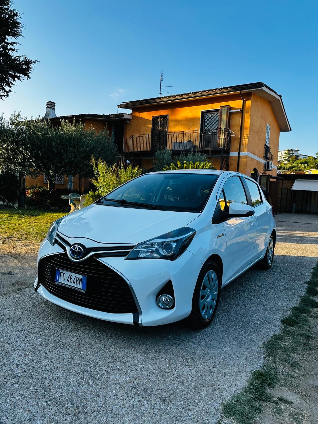 Toyota Yaris 1.5 Hybrid 5 porte Active