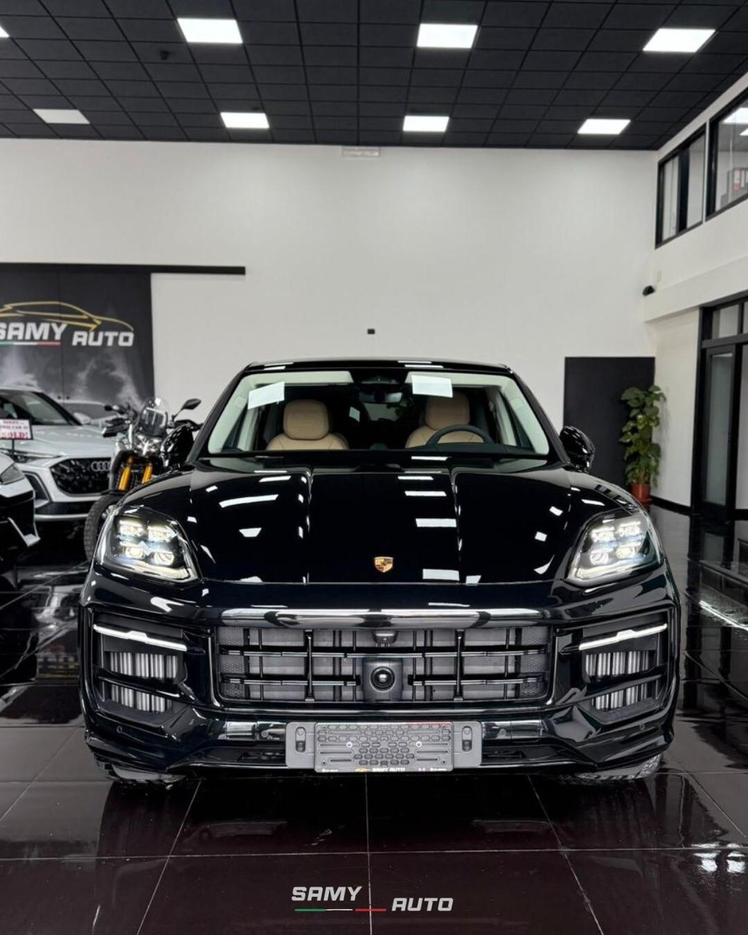 Porsche Cayenne Coupé 3.0 V6 E-Hybrid Black Edition