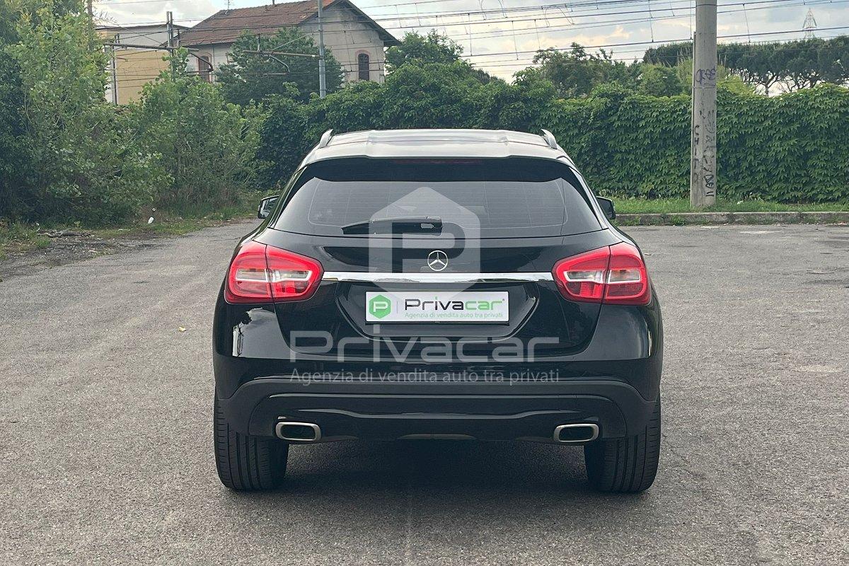 MERCEDES GLA 180 d Automatic Executive