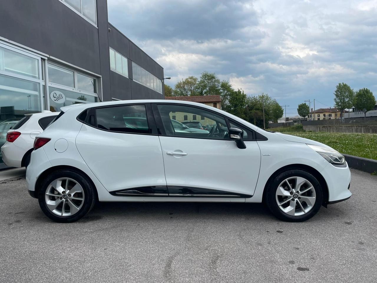 Renault Clio 1.2 Neopatentati