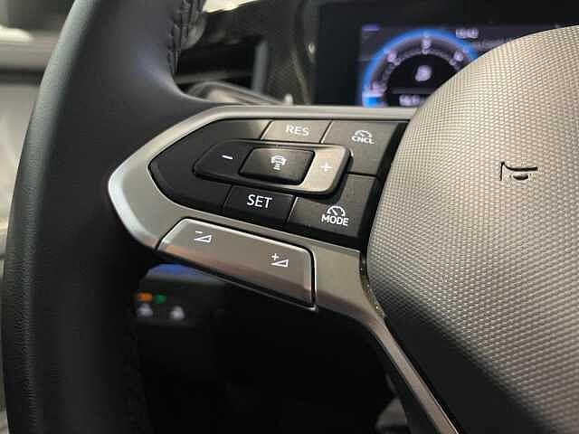 Volkswagen Passat Estate Mark 9 (2024) 2.0TDI 150CV DSG Business - IVA ESPOSTA