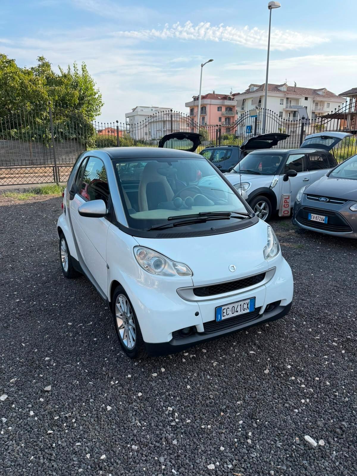 Smart ForTwo 1000 52 kW coupé passion