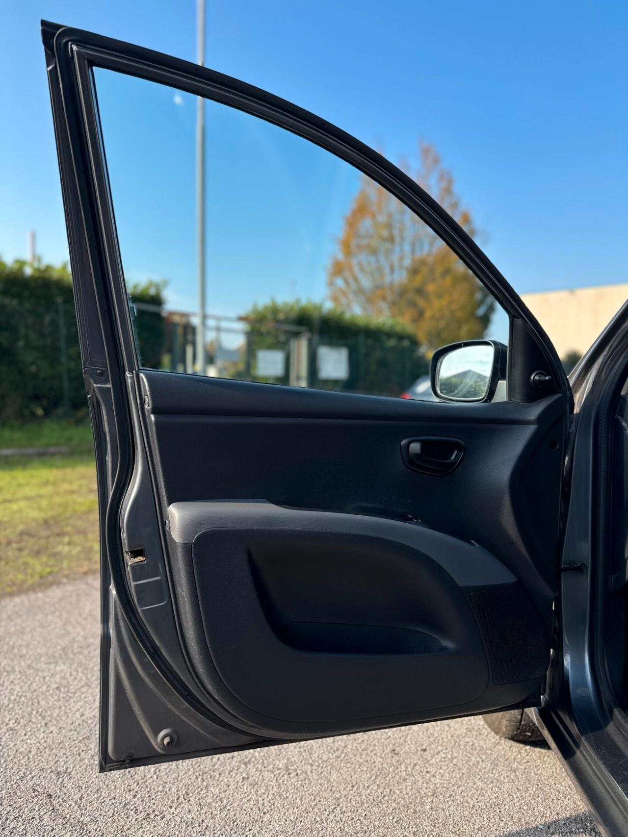 Hyundai i10 Active 49kw E4 Benz/GPL